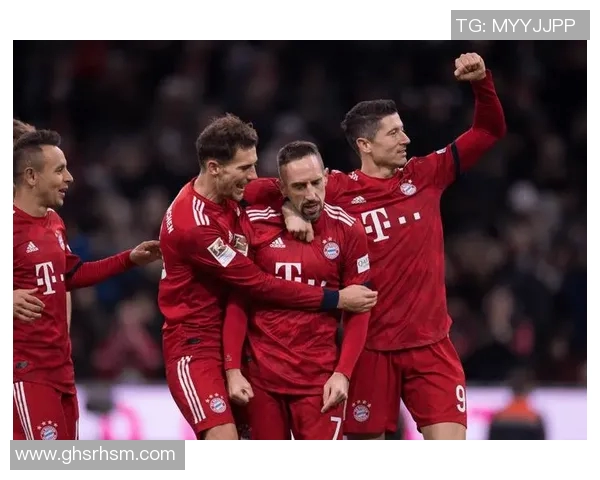 拜仁横扫多特，稳坐榜首宝座——豪门风范尽显无遗