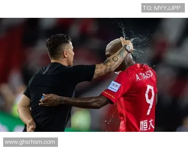 广州队与深圳队激战杨立瑜表现抢眼引发球迷热议