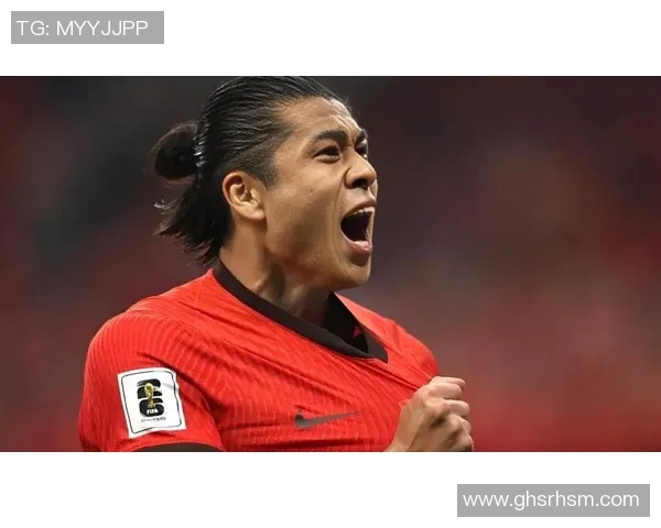 张玉宁凌空抽射精彩瞬间助力球队逆转胜利展现超强个人能力 张玉宁凌空抽射精彩瞬间助力球队逆转胜利展现超强个人能力