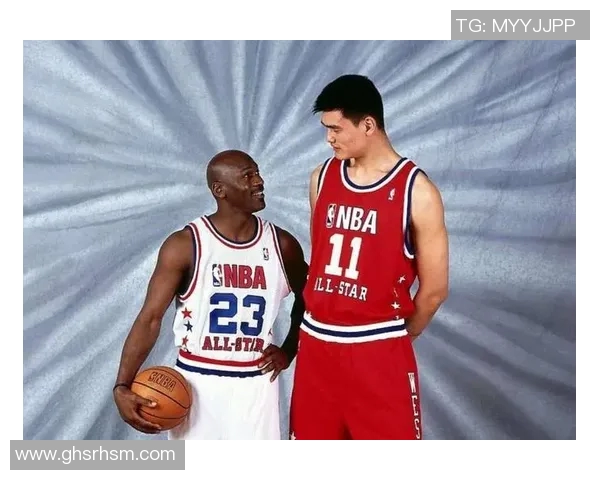 姚明入选NBA全明星阵容，成为首位亚洲球员：跨越洲际的篮球传奇