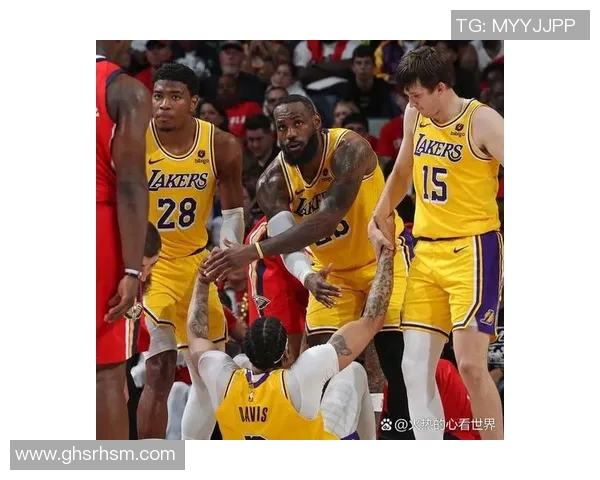 詹姆斯回家休息，湖人启动轮换阵容连胜局面继续